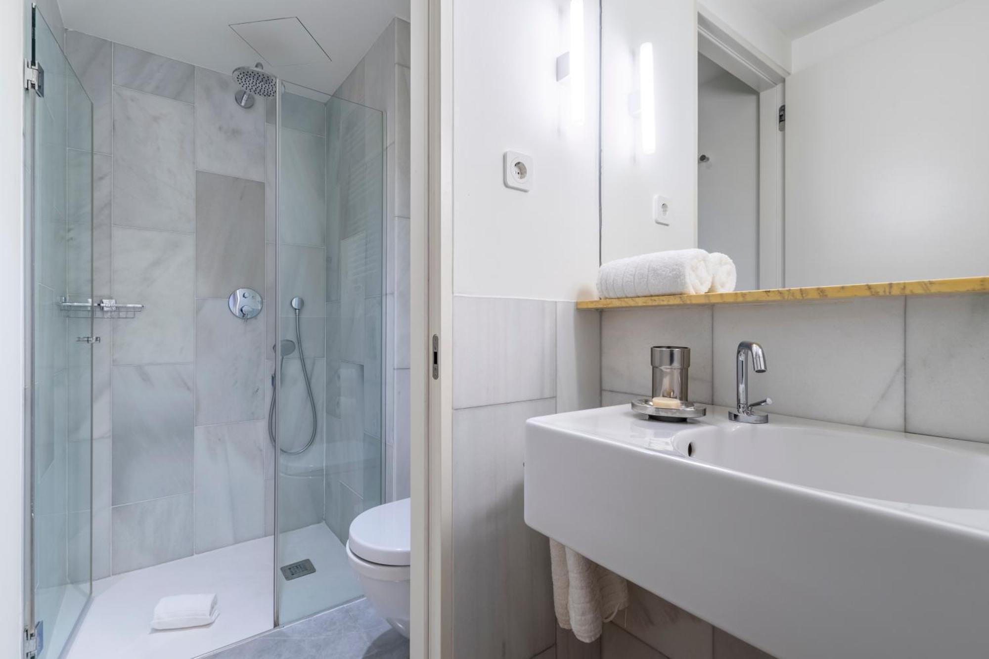 ברצלונה Aspasios City Oasis Apartments מראה חיצוני תמונה