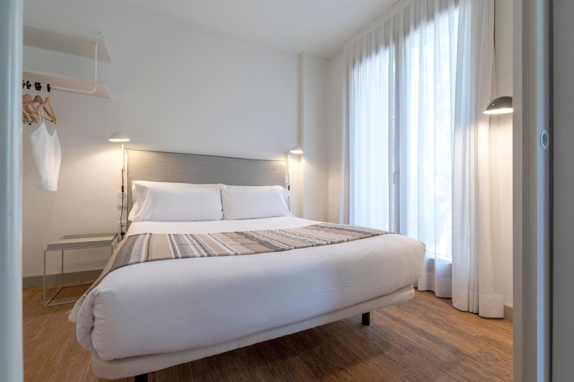 ברצלונה Aspasios City Oasis Apartments מראה חיצוני תמונה