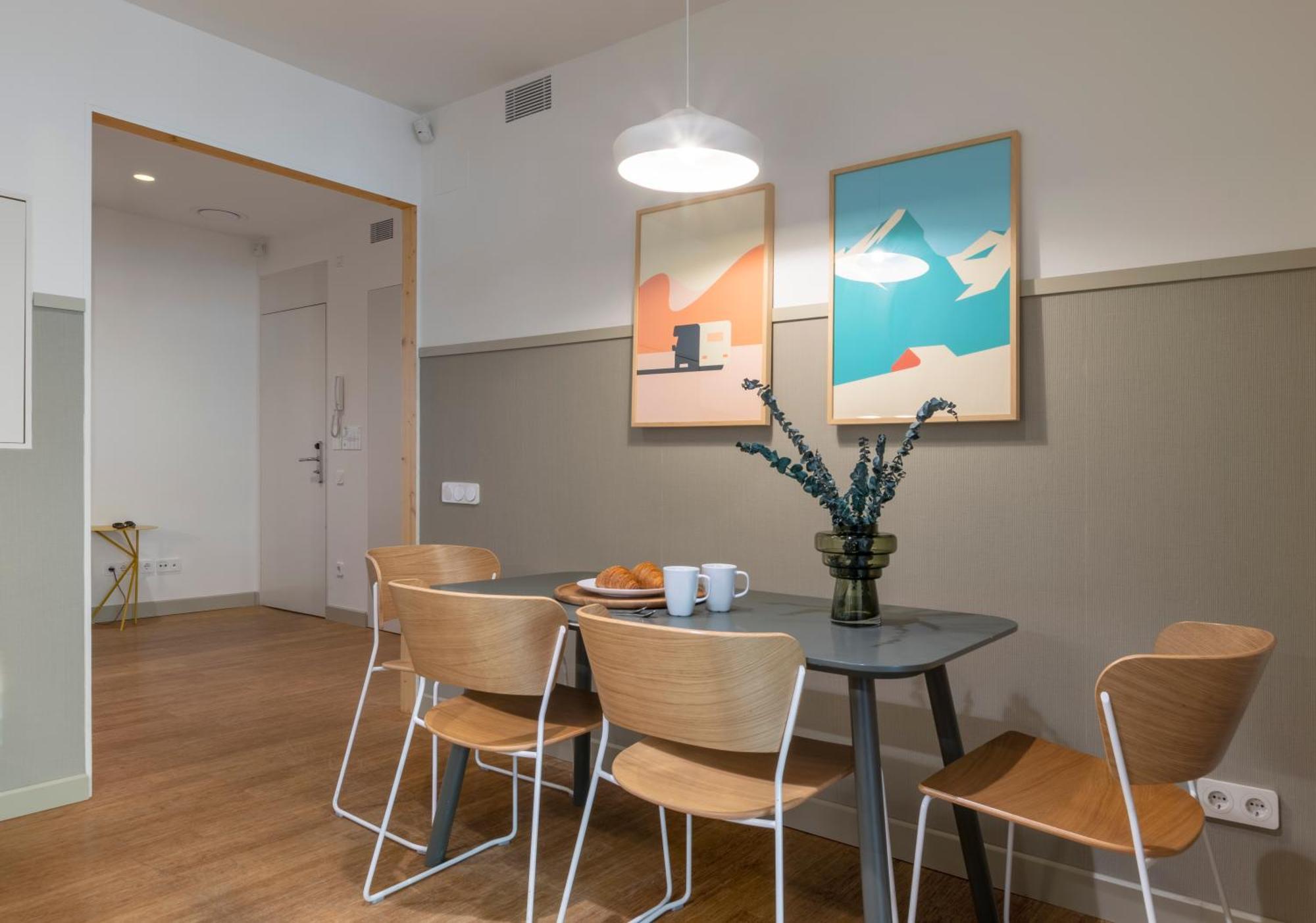 ברצלונה Aspasios City Oasis Apartments מראה חיצוני תמונה