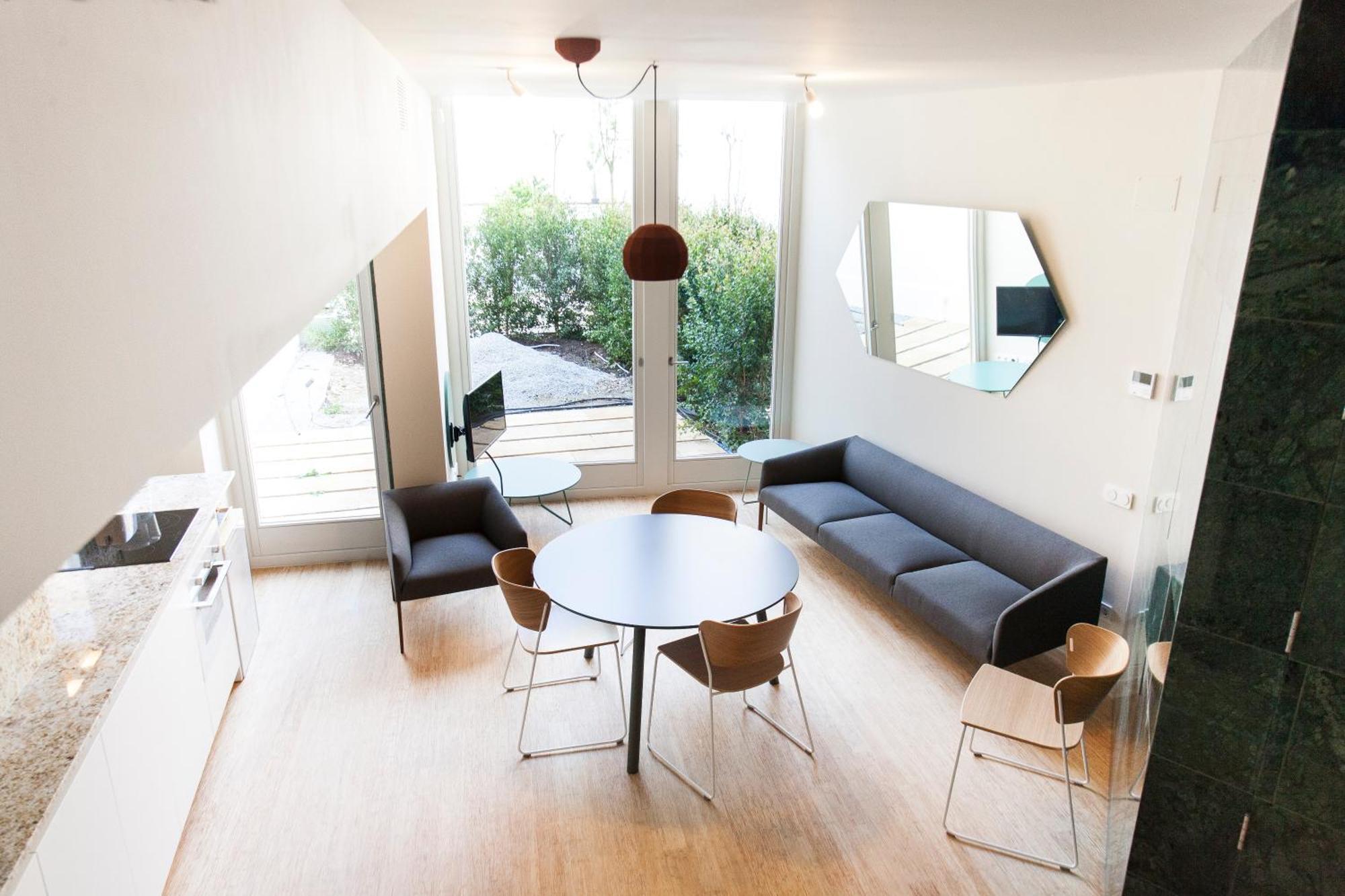 ברצלונה Aspasios City Oasis Apartments מראה חיצוני תמונה