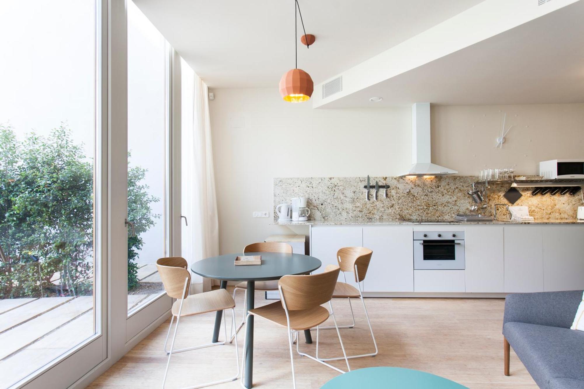 ברצלונה Aspasios City Oasis Apartments מראה חיצוני תמונה